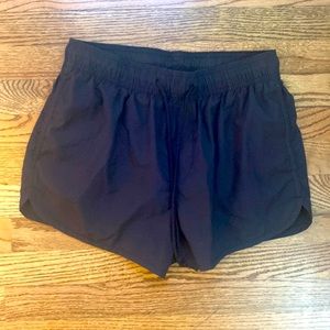 H&M athletic shorts Womens M